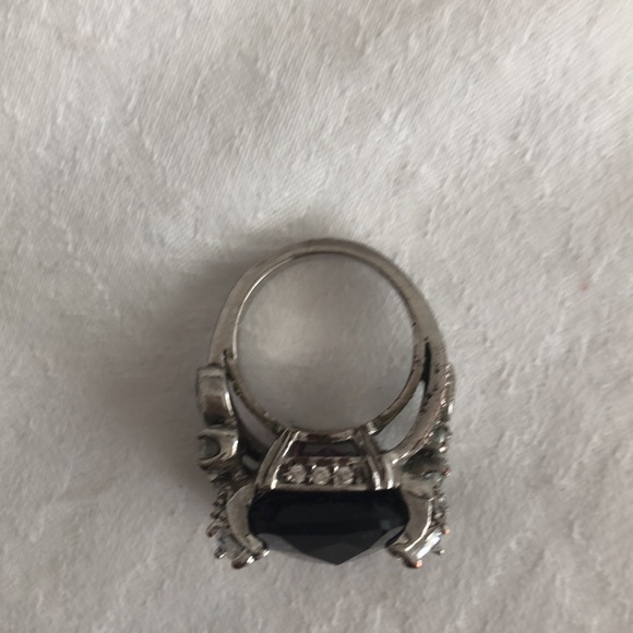 Purple and clear stone statement ring - Picture 6 of 8